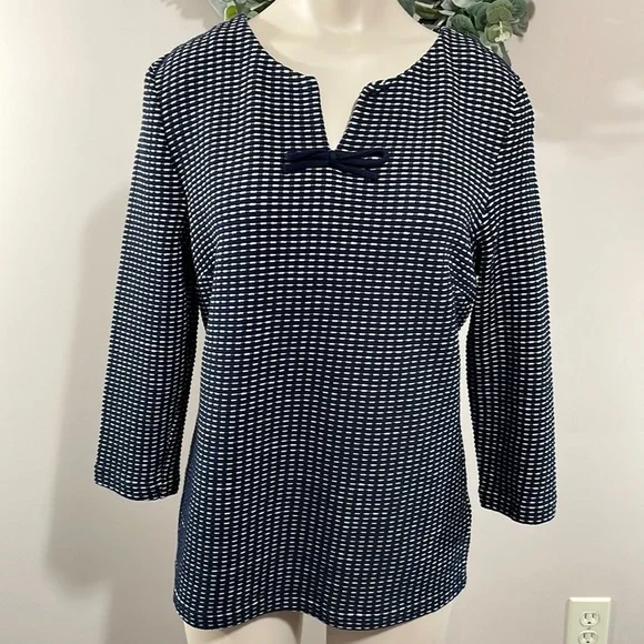 Talbots Petites Navy and White Bow Accent 3/4 Sleeve Top MP - Picture 1 of 16